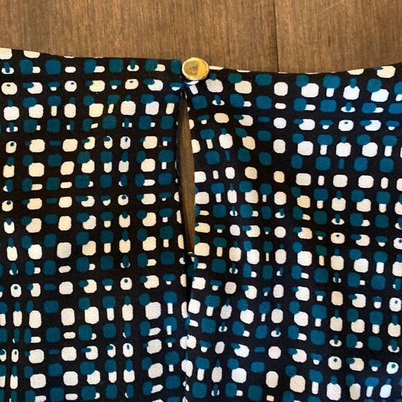 Calvin Klein sleeveless blouse, extra small, checkered, white, black turquoise - Picture 4 of 7